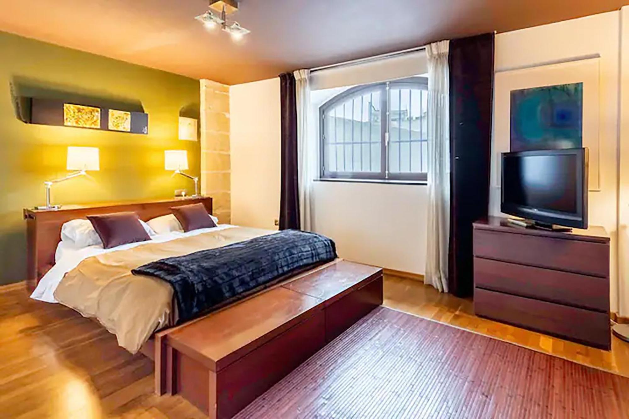 Апартаменти Artqhost Jerez Huge Loft & Free Parking Херес-де-ла-Фронтера Екстер'єр фото